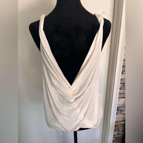 White crow cordoba tank top women’s size medium NWT - Picture 2 of 7